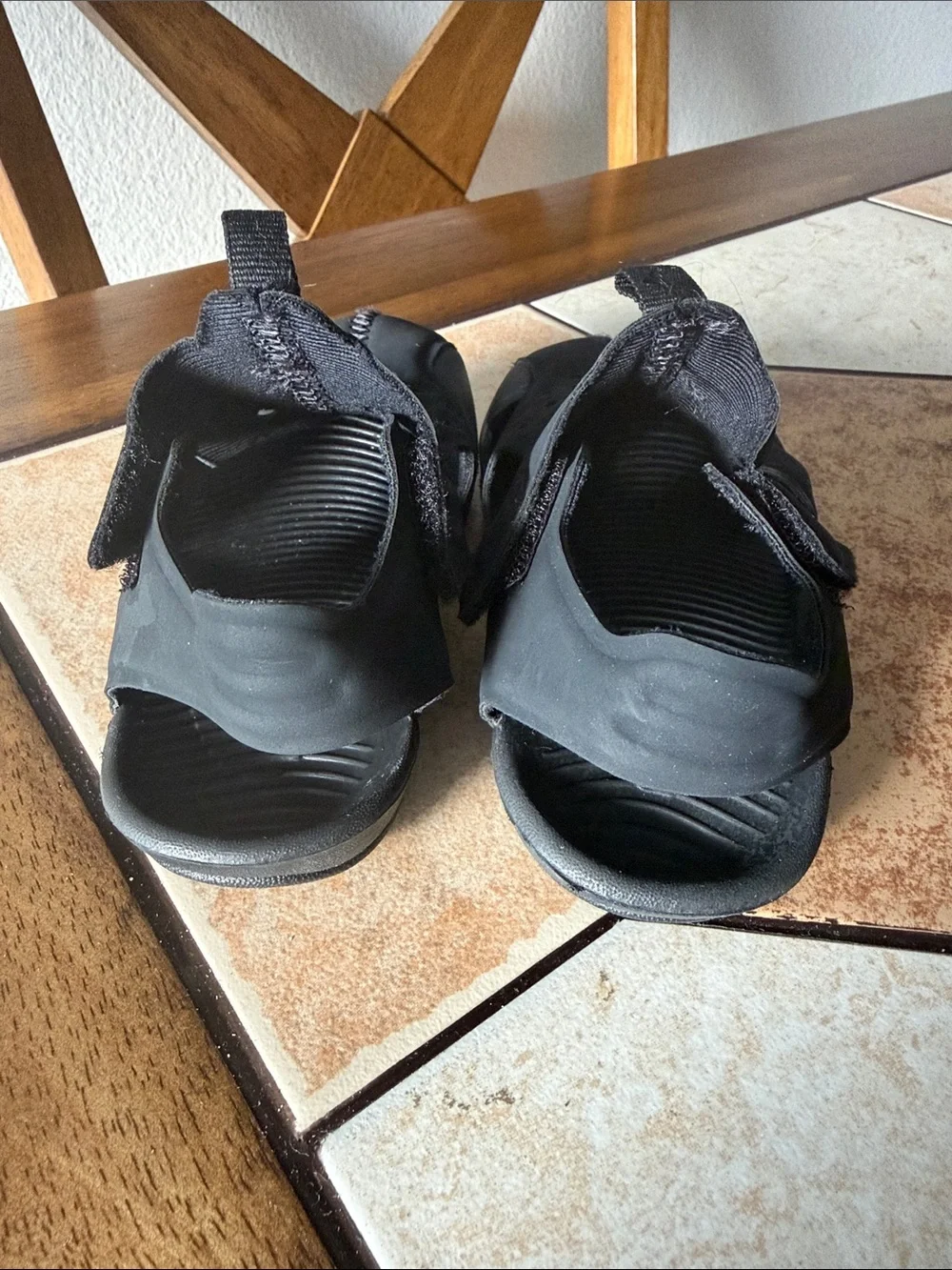 Nike Kids Black Open-Toe Sport Sandals with Hook Strap